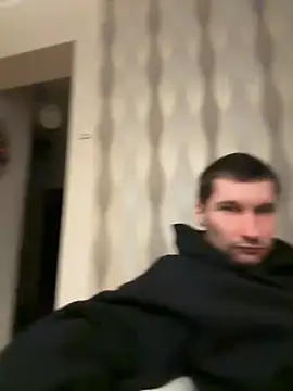 Snapshot of HotUkraine chatting on December 18, 9:08 pm HotUkraine online show from December 18, 9:08 pm