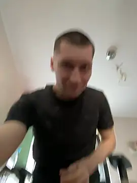 Snapshot of HotUkraine chatting on March 19, 8:12 am HotUkraine online show from March 19, 8:12 am