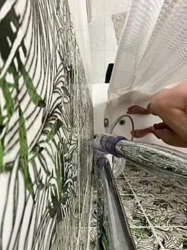 Snapshot of HotUkraine chatting on March 21, 9:23 pm HotUkraine online show from March 21, 9:23 pm