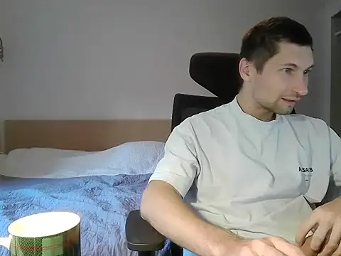 Snapshot of HotUkraine chatting on September 26, 7:23 am HotUkraine online show from September 26, 7:23 am