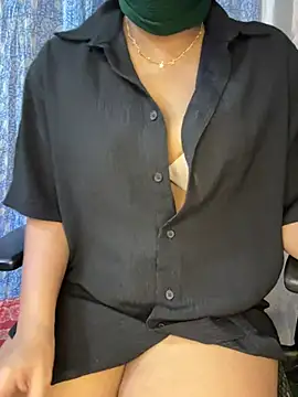 stylishpooja online show from December 12, 5:15 pm