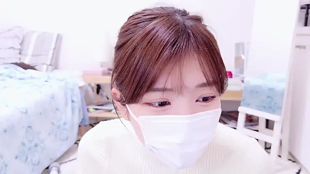 Snapshot of Runarunapi chatting on January 7, 3:57 am Runarunapi online show from January 7, 3:57 am