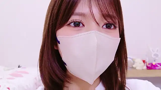 Snapshot of Runarunapi chatting on October 4, 5:27 am Runarunapi online show from October 4, 5:27 am