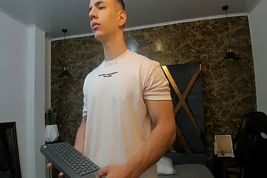 Snapshot of Flynn_Riider chatting on January 7, 11:26 am Flynn Riider online show from January 7, 11:26 am