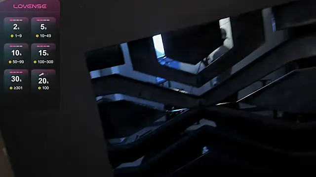 Flynn Riider online show from November 15, 5:31 pm