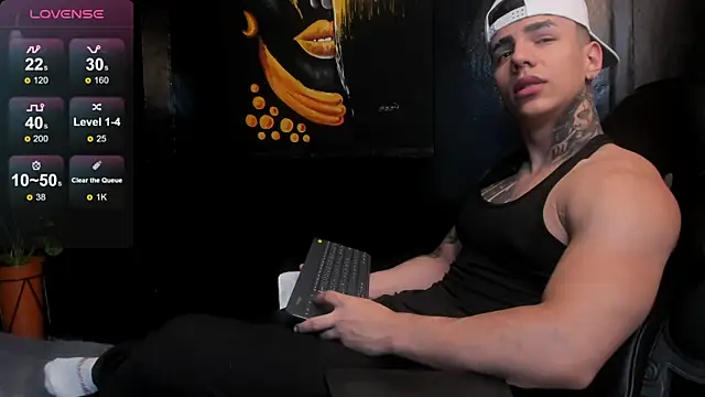 Flynn Riider online show from November 26, 5:47 pm