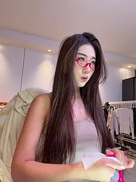 pinnnnnnk online show from December 14, 11:48 am