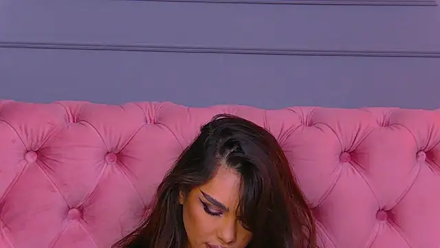 Nicole Diva online show from February 15, 1:05 pm