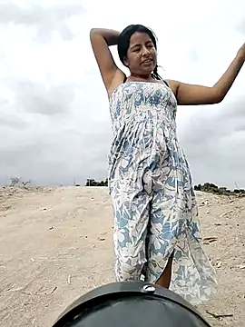 Snapshot of Danna-linyi chatting on March 23, 8:02 pm Danna-linyi online show from March 23, 8:02 pm