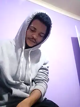 Snapshot of NudeDeen chatting on November 4, 9:14 pm NudeDeen online show from November 4, 9:14 pm