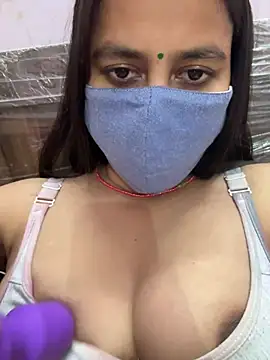 Snapshot of nehas chatting on February 5, 5:20 pm nehas online show from February 5, 5:20 pm