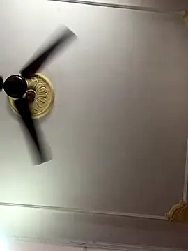 Snapshot of nehas chatting on September 11, 11:43 am nehas online show from September 11, 11:43 am