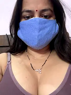 Snapshot of nehas chatting on September 18, 11:23 am nehas online show from September 18, 11:23 am