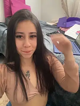 Zoee t online show from February 18, 8:36 pm