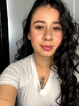 Zoee t online show from October 2, 10:06 pm