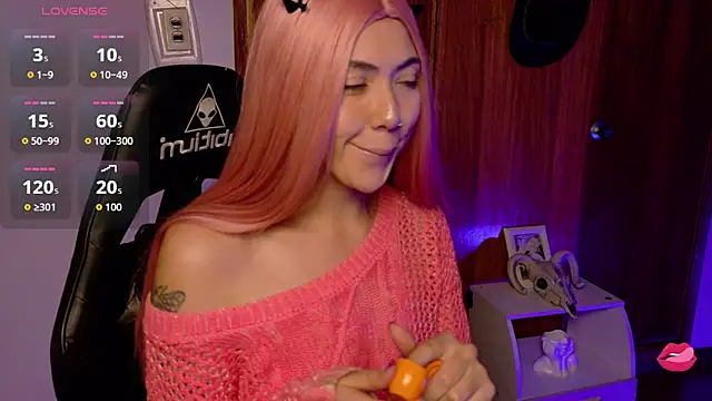 Aurora Hotson online show from November 25, 12:54 am