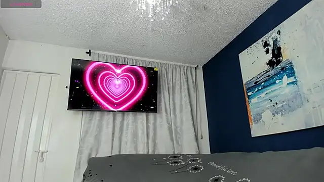  Natassia Dreams online show from January 16, 9:52 pm