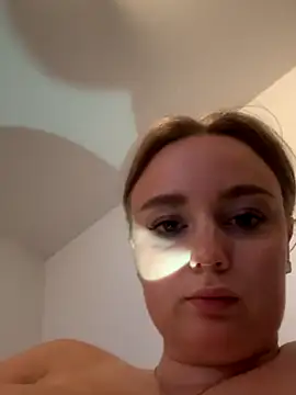 Snapshot of CherryEmmy chatting on September 18, 5:26 pm CherryEmmy online show from September 18, 5:26 pm