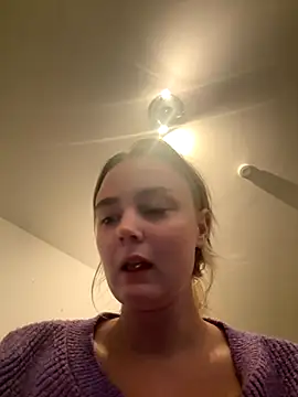 Snapshot of CherryEmmy chatting on October 1, 6:36 pm CherryEmmy online show from October 1, 6:36 pm