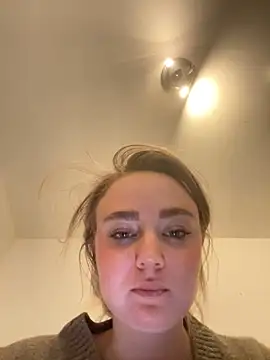 Snapshot of CherryEmmy chatting on October 21, 5:24 pm CherryEmmy online show from October 21, 5:24 pm