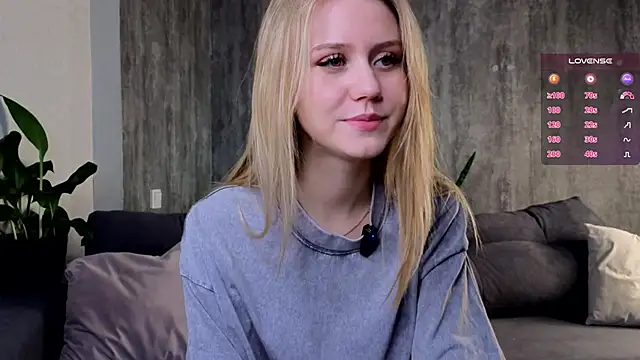 WiloneEsse online show from February 4, 1:13 am