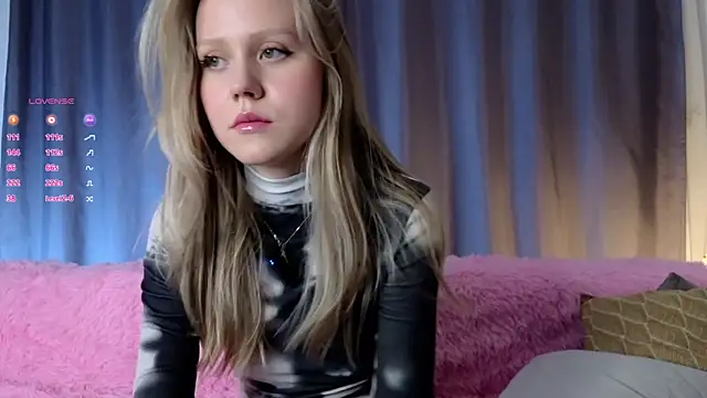 WiloneEsse online show from March 20, 1:02 am