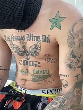 Snapshot of Junihn0 chatting on January 17, 6:54 pm Junihn0 online show from January 17, 6:54 pm