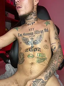 Snapshot of Junihn0 chatting on January 30, 11:34 pm Junihn0 online show from January 30, 11:34 pm