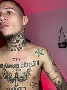 Snapshot of Junihn0 chatting on January 31, 4:06 pm Junihn0 online show from January 31, 4:06 pm