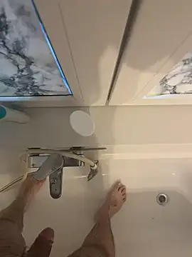 Snapshot of Loco42- chatting on January 26, 4:20 pm Loco42- online show from January 26, 4:20 pm