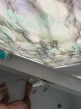 Snapshot of Loco42- chatting on February 20, 10:05 am Loco42- online show from February 20, 10:05 am