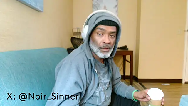 sinnernoir online show from March 6, 1:35 am