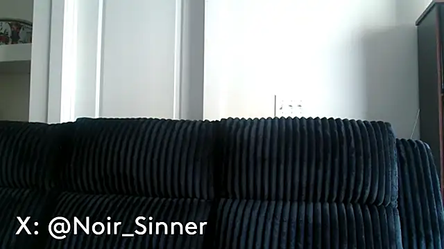 sinnernoir online show from June 2, 2:19 pm