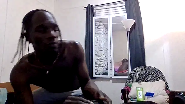 Snapshot of Shawtyblaque21 chatting on August 1, 5:07 am Shawtyblaque21 online show from August 1, 5:07 am