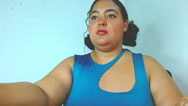 Snapshot of emyli_23 chatting on January 31, 11:13 pm emyli 23 online show from January 31, 11:13 pm