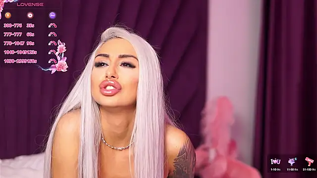 GoldenAmber online show from March 17, 11:00 pm