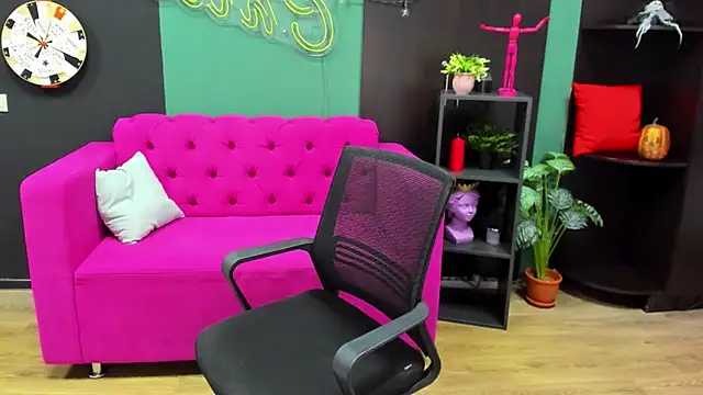 ChristyBrooks online show from January 3, 4:48 pm