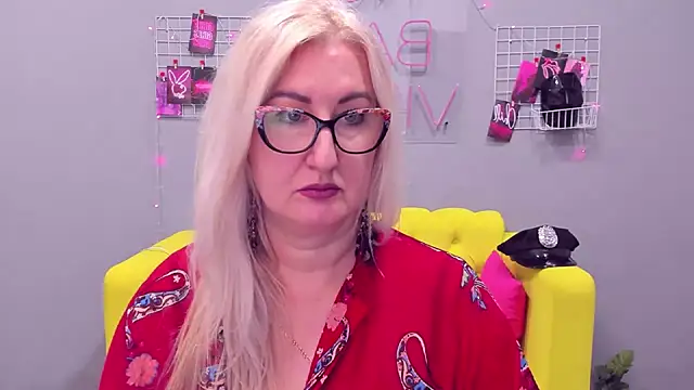 ChristyBrooks online show from January 9, 6:57 pm