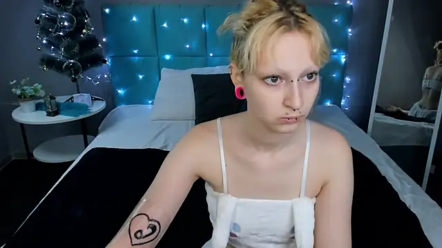 Snapshot of Lexy-Woorhez chatting on January 20, 9:24 am Lexy-Woorhez online show from January 20, 9:24 am