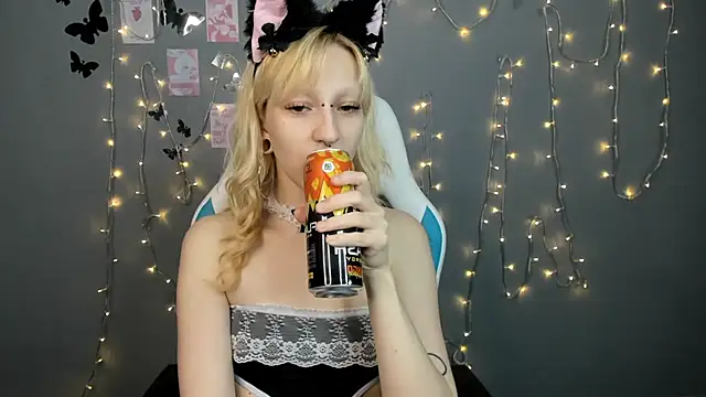 Snapshot of Lexy-Woorhez chatting on January 31, 10:31 am Lexy-Woorhez online show from January 31, 10:31 am