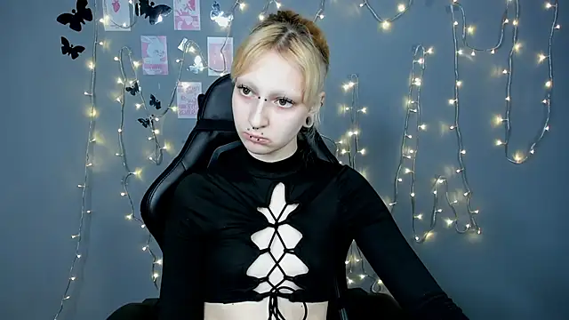 Snapshot of Lexy-Woorhez chatting on February 3, 11:09 am Lexy-Woorhez online show from February 3, 11:09 am