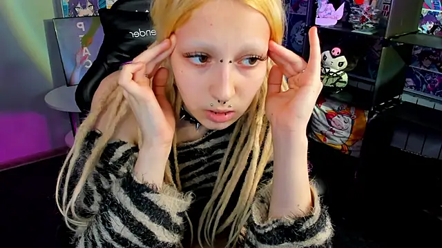 Snapshot of Lexy-Woorhez chatting on March 10, 1:32 pm Lexy-Woorhez online show from March 10, 1:32 pm