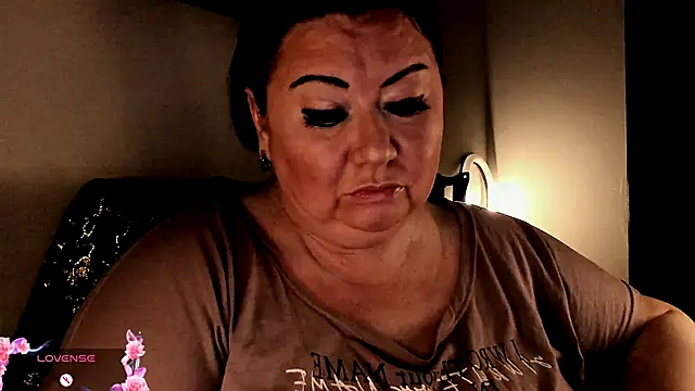 SexxyDreams1 online show from September 15, 6:13 am