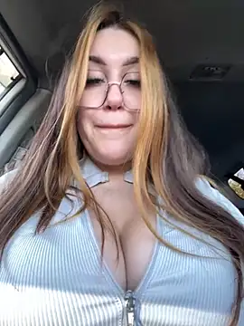 VikiDemi online show from October 3, 6:10 am