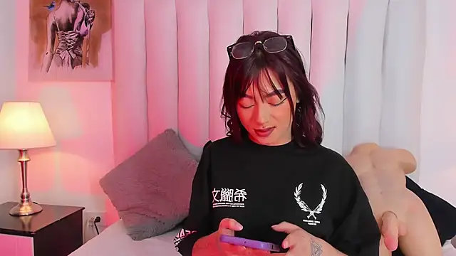 chloe wilson7 online show from April 20, 11:57 am