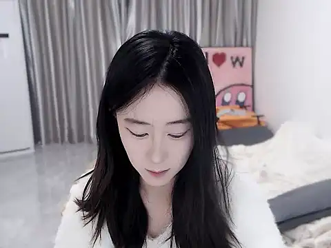 LOLO-yaya online show from December 15, 7:02 am