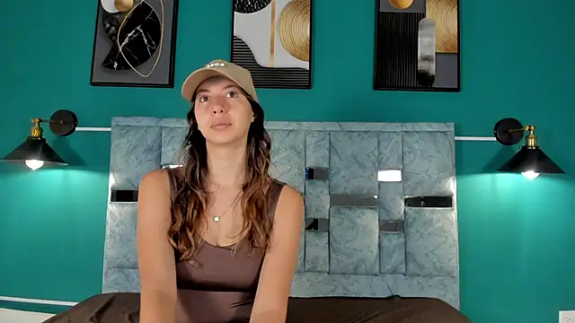 jolie lov online show from February 24, 1:31 pm