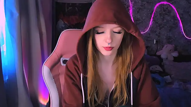 Inma Lewdness online show from March 22, 11:53 am