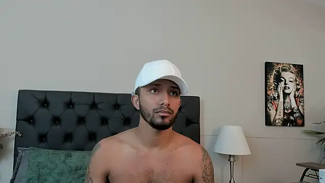 Robin Rief online show from September 20, 3:29 am