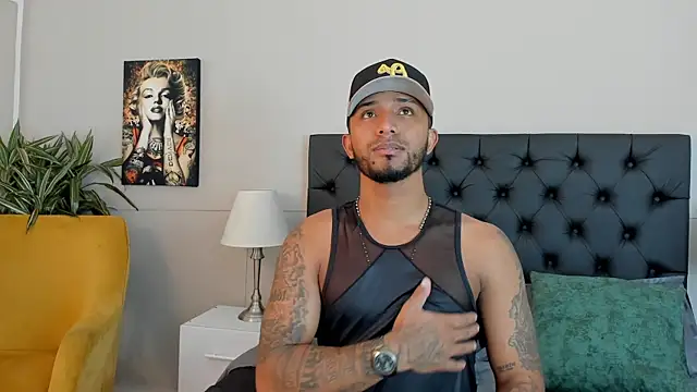 Robin Rief online show from October 12, 3:27 am